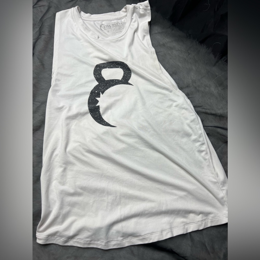 Zyia tank Medium